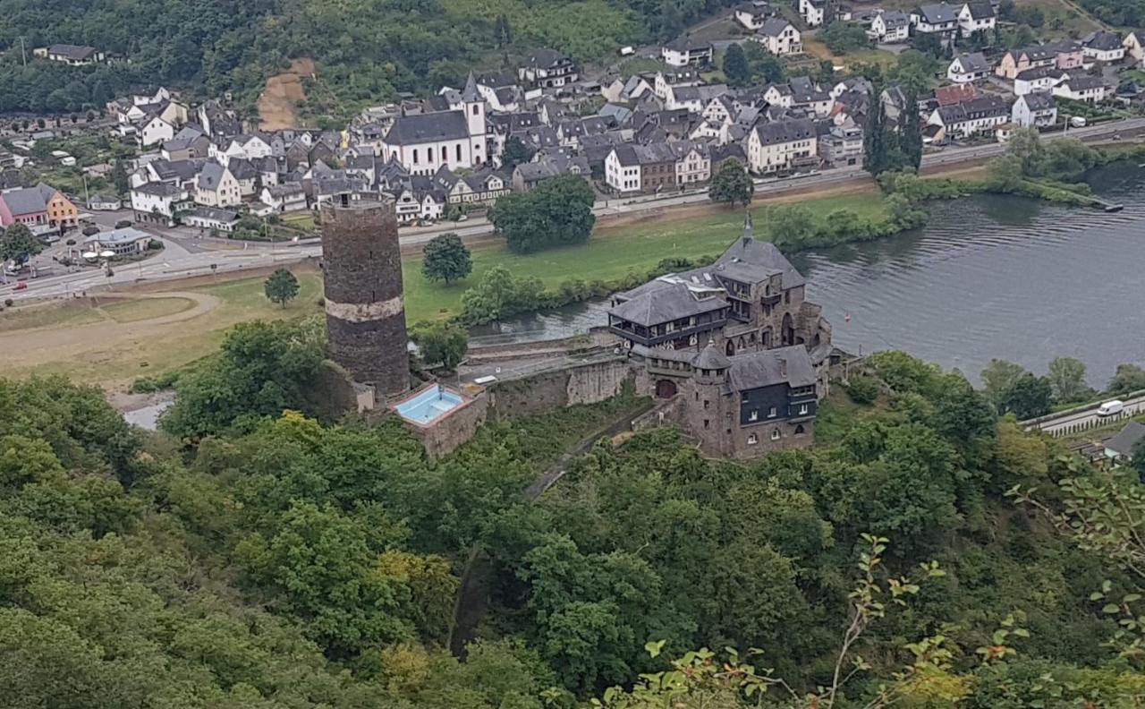 Ferienhaus Leopold Mit Burgblick An Der Mosel Бурген Экстерьер фото