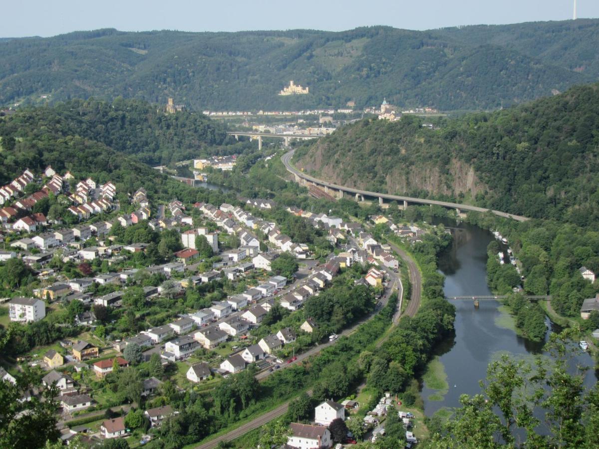 Ferienhaus Leopold Mit Burgblick An Der Mosel Бурген Экстерьер фото